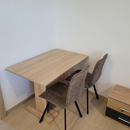 Apartman Neva Galanta Exterior photo